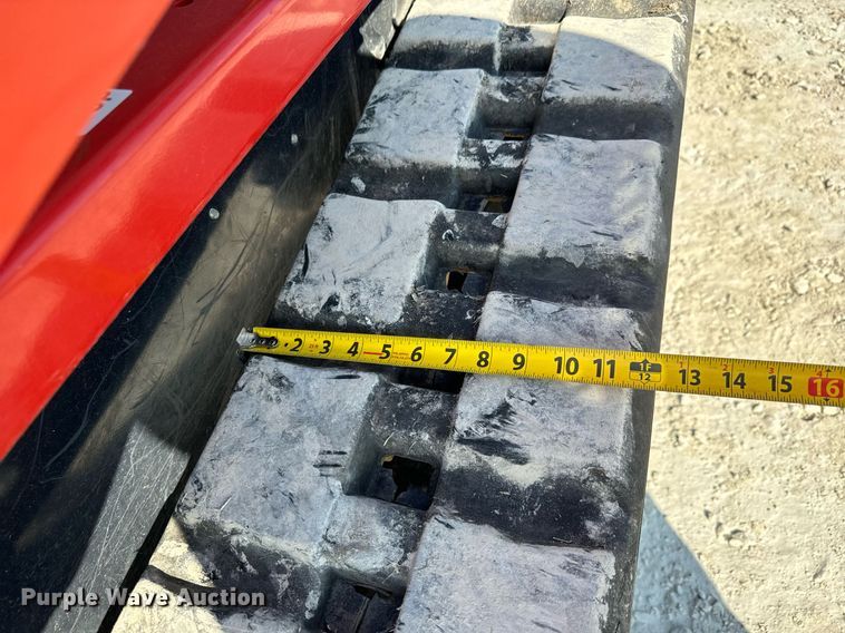 image for item MV9160 2022 Kubota  SVL75-2 tracked skid steer loader