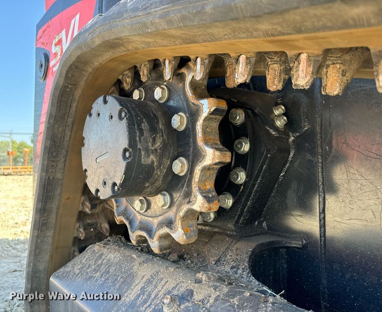 image for item MV9160 2022 Kubota  SVL75-2 tracked skid steer loader