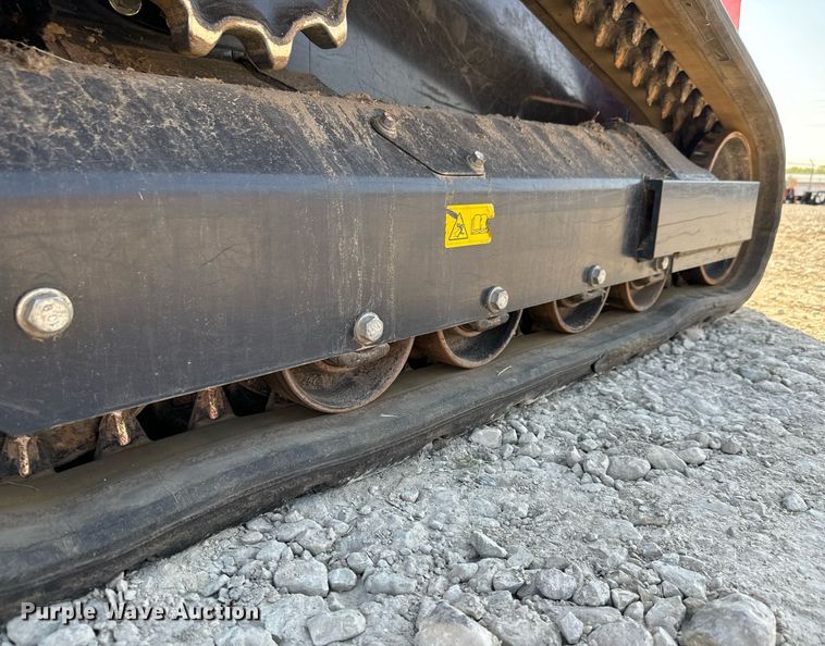 image for item MV9160 2022 Kubota  SVL75-2 tracked skid steer loader