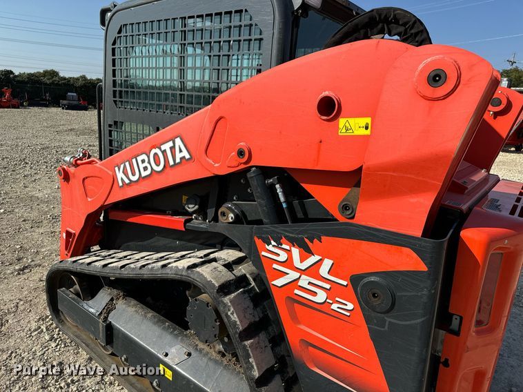 image for item MV9161 2020 Kubota  SVL75-2 tracked skid steer loader