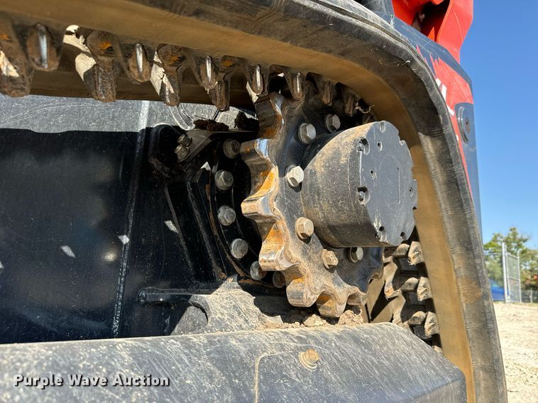 image for item MV9161 2020 Kubota  SVL75-2 tracked skid steer loader