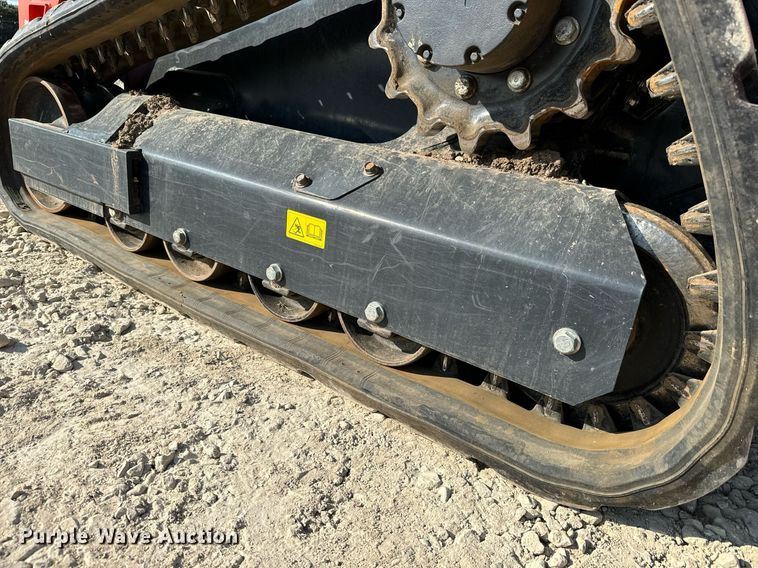 image for item MV9161 2020 Kubota  SVL75-2 tracked skid steer loader