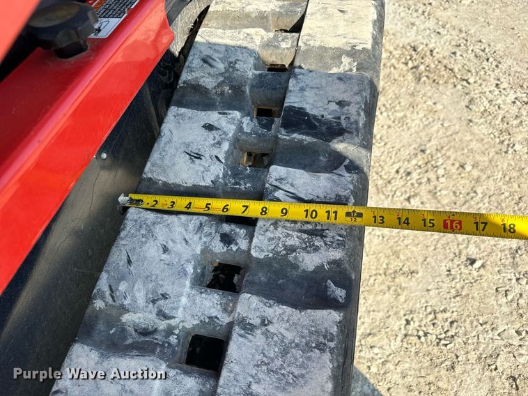 image for item MV9161 2020 Kubota  SVL75-2 tracked skid steer loader