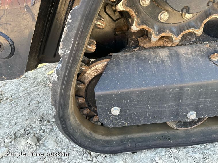 image for item MV9161 2020 Kubota  SVL75-2 tracked skid steer loader