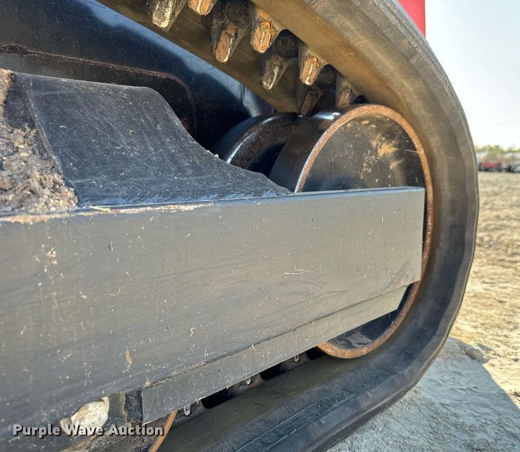 image for item MV9161 2020 Kubota  SVL75-2 tracked skid steer loader