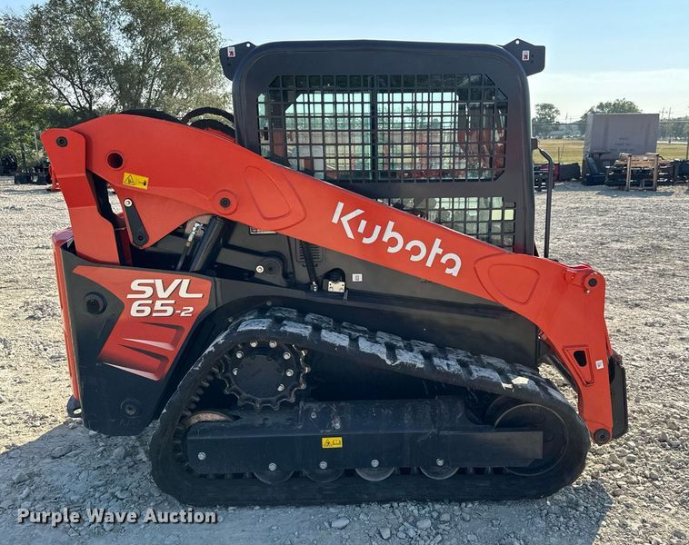 image for item MV9162 2021 Kubota  SLV 65-2 tracked skid steer loader