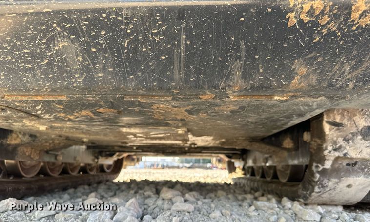 image for item MV9162 2021 Kubota  SLV 65-2 tracked skid steer loader