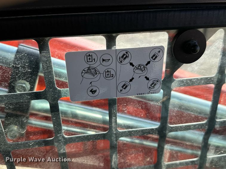 image for item MV9162 2021 Kubota  SLV 65-2 tracked skid steer loader