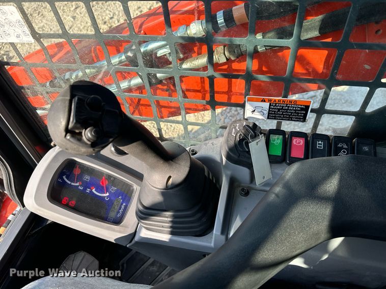 image for item MV9162 2021 Kubota  SLV 65-2 tracked skid steer loader