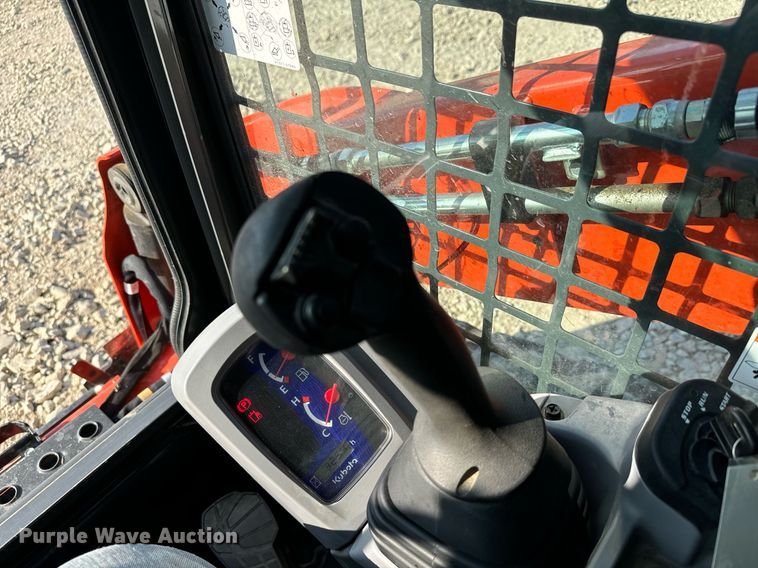 image for item MV9162 2021 Kubota  SLV 65-2 tracked skid steer loader