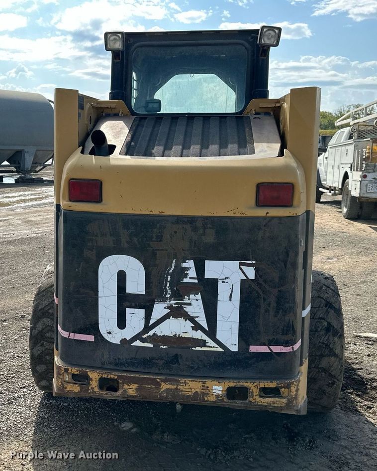 image for item NL9322 2007 Caterpillar 236B skid steer loader