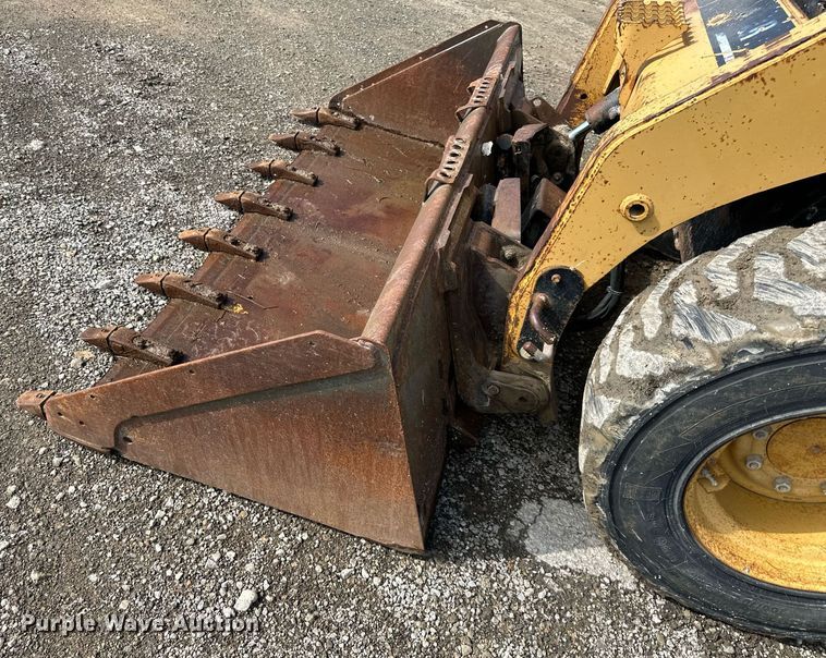 image for item NL9322 2007 Caterpillar 236B skid steer loader