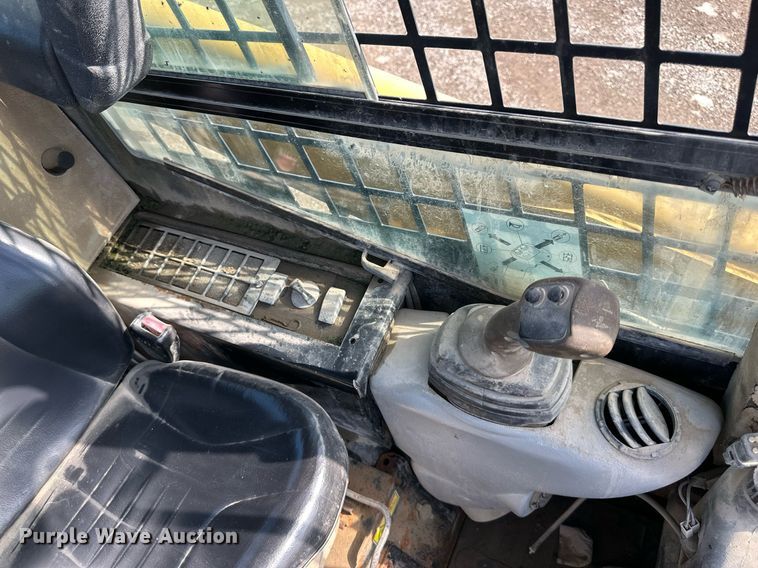 image for item NL9322 2007 Caterpillar 236B skid steer loader