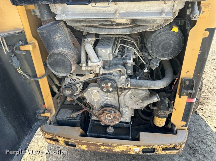 image for item NL9322 2007 Caterpillar 236B skid steer loader