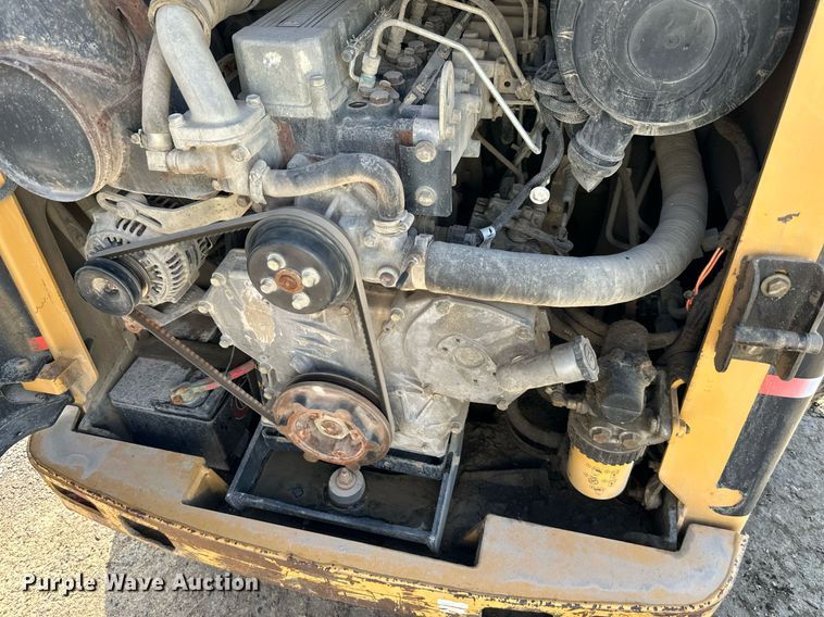 image for item NL9322 2007 Caterpillar 236B skid steer loader