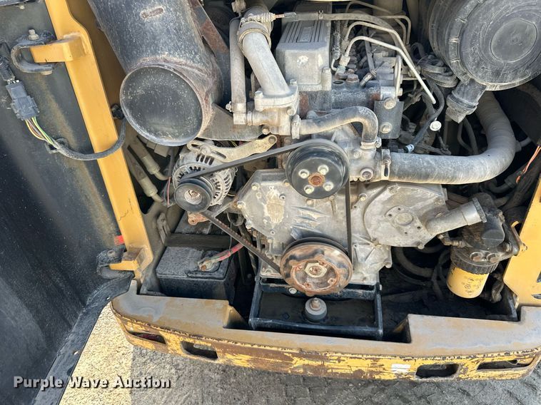 image for item NL9322 2007 Caterpillar 236B skid steer loader