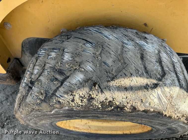 image for item NL9322 2007 Caterpillar 236B skid steer loader