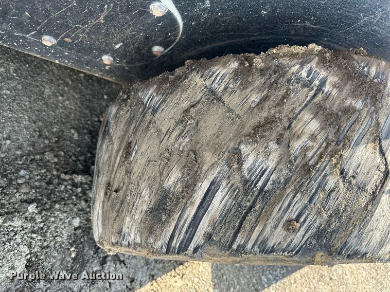 image for item NL9322 2007 Caterpillar 236B skid steer loader