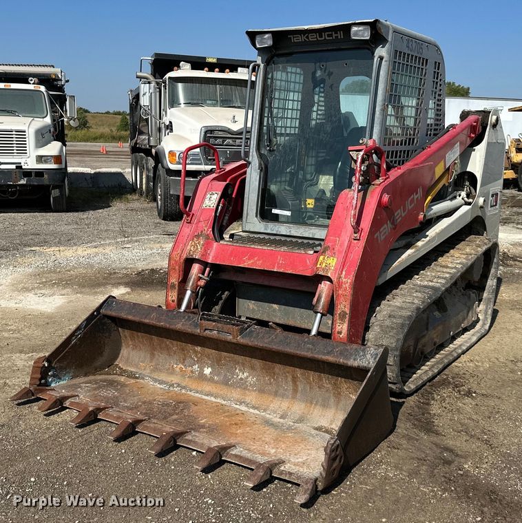image for item NL9323 2015 Takeuchi  TL10 tracked skid steer loader