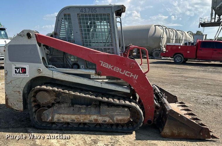 image for item NL9323 2015 Takeuchi  TL10 tracked skid steer loader
