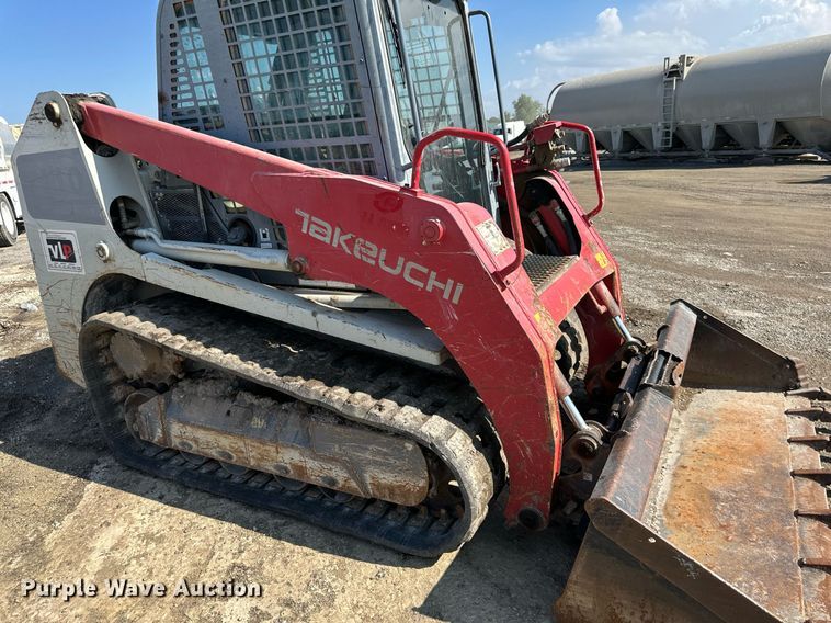 image for item NL9323 2015 Takeuchi  TL10 tracked skid steer loader