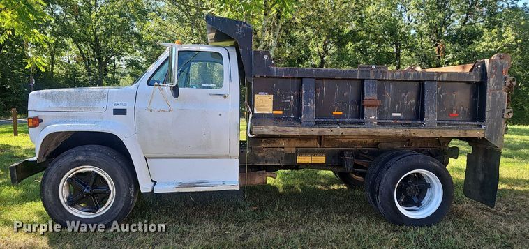image for item NX9046 1987 GMC  C70 dump truck