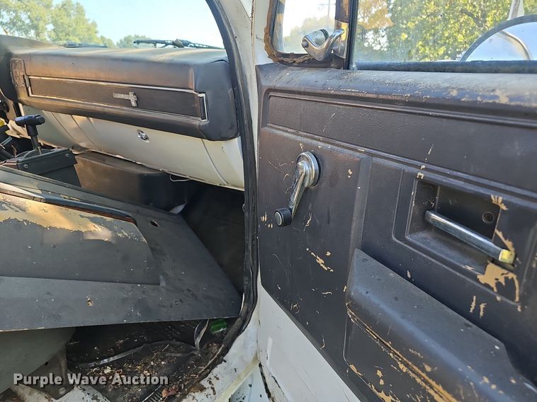 image for item NX9046 1987 GMC  C70 dump truck