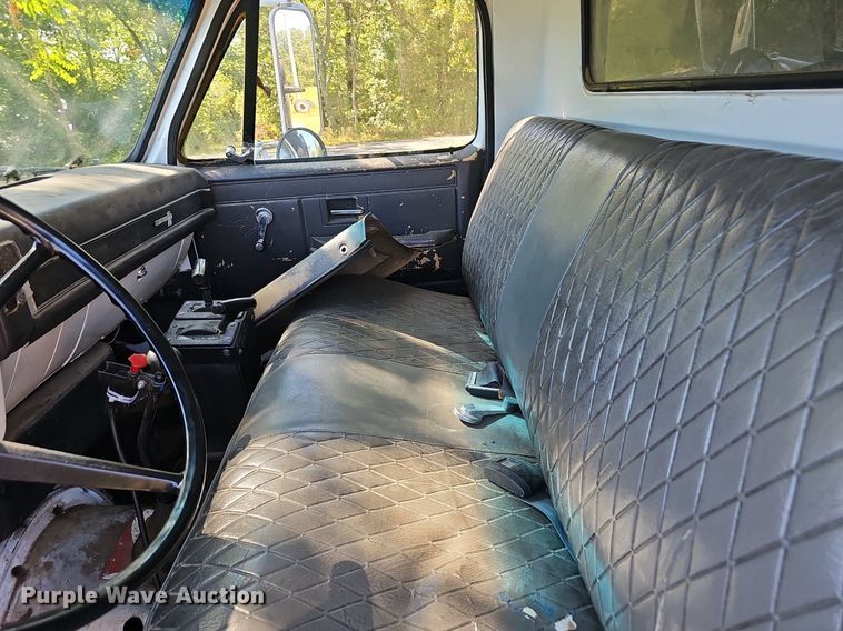 image for item NX9046 1987 GMC  C70 dump truck