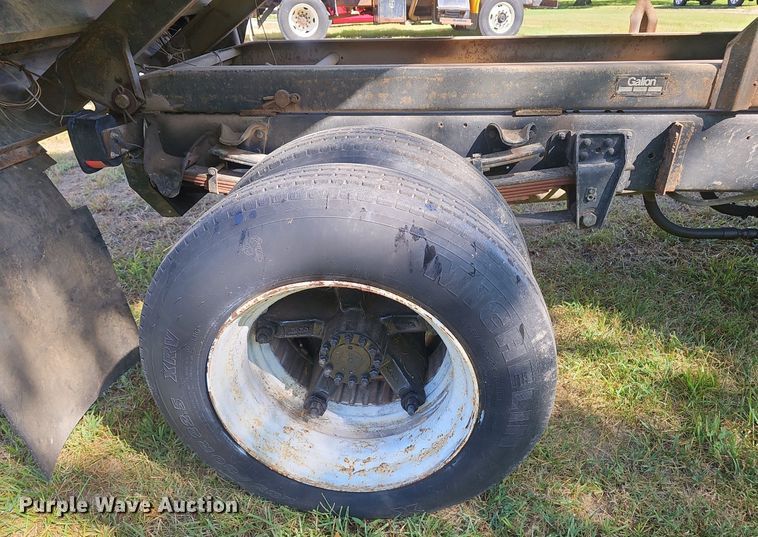 image for item NX9046 1987 GMC  C70 dump truck