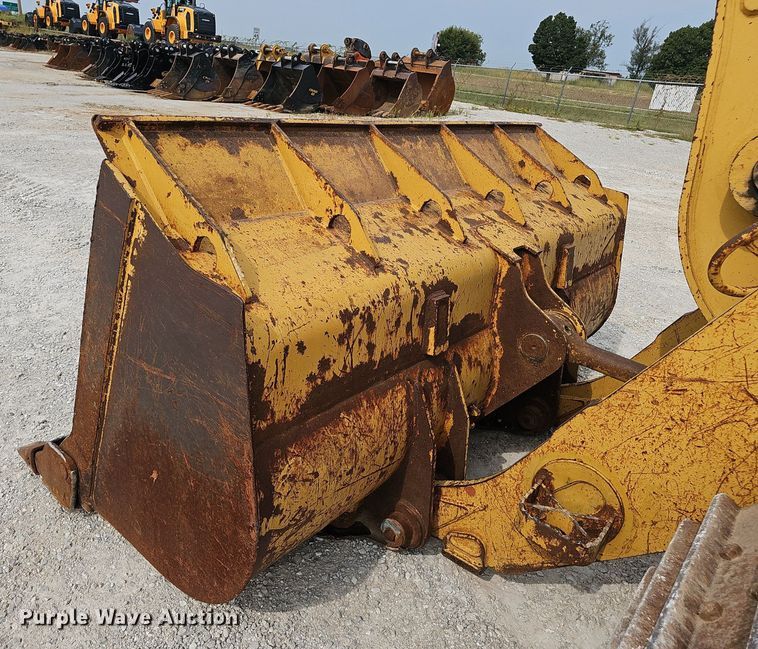 image for item NX9201 2002 Caterpillar  963C LGP track loader