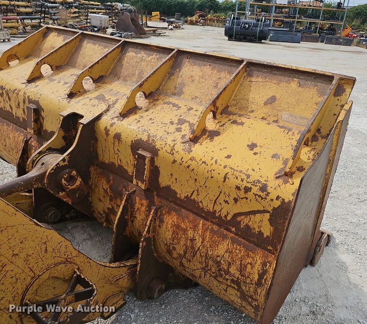 image for item NX9201 2002 Caterpillar  963C LGP track loader