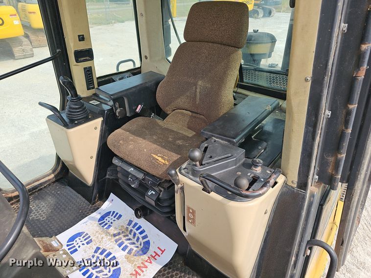 image for item NX9201 2002 Caterpillar  963C LGP track loader