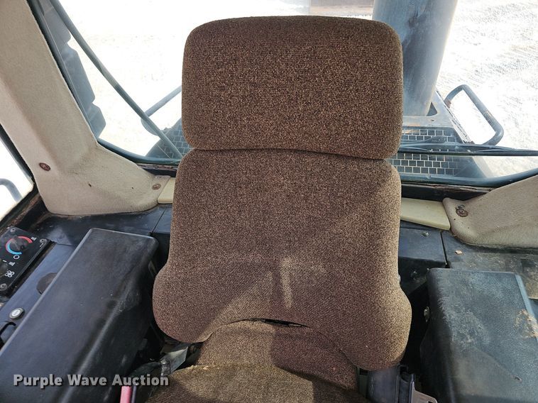 image for item NX9201 2002 Caterpillar  963C LGP track loader