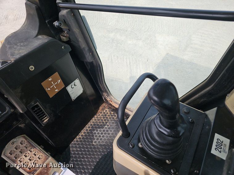 image for item NX9201 2002 Caterpillar  963C LGP track loader