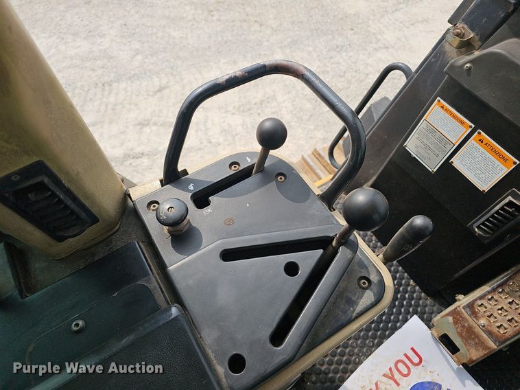 image for item NX9201 2002 Caterpillar  963C LGP track loader