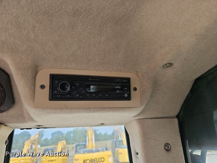 image for item NX9201 2002 Caterpillar  963C LGP track loader