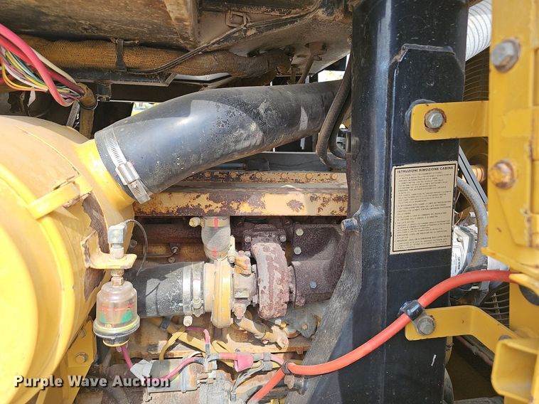 image for item NX9201 2002 Caterpillar  963C LGP track loader