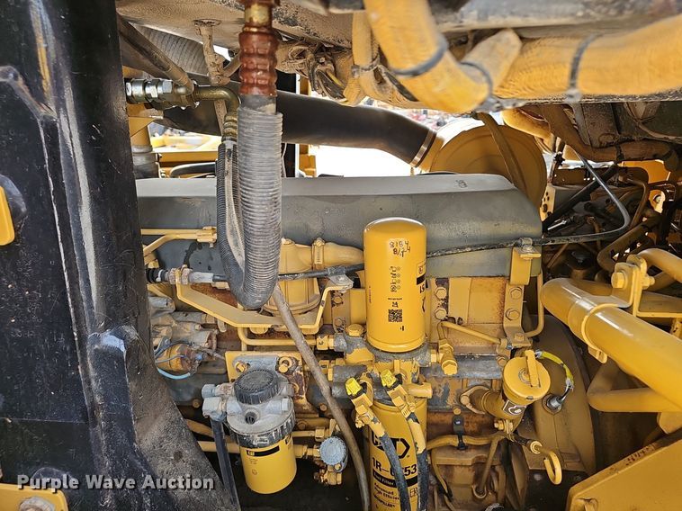 image for item NX9201 2002 Caterpillar  963C LGP track loader