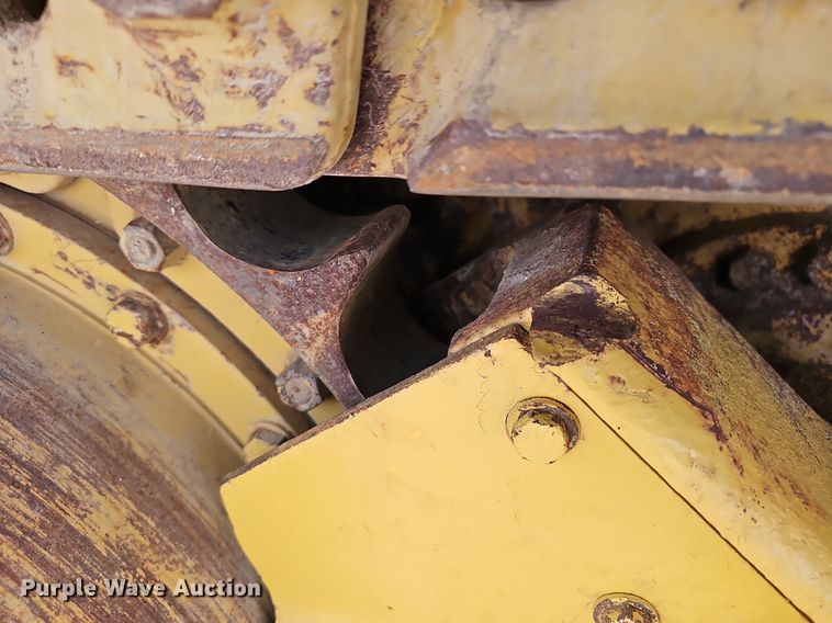 image for item NX9201 2002 Caterpillar  963C LGP track loader