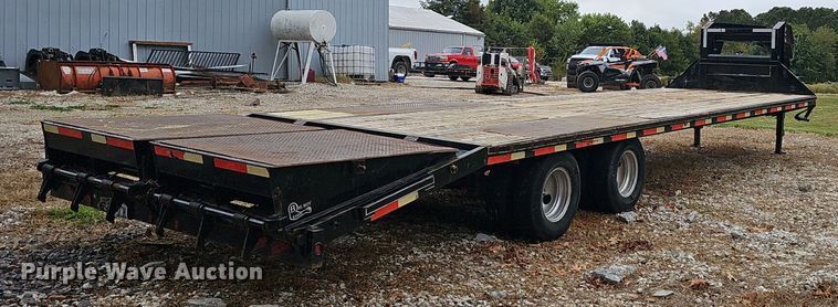 image for item NX9274 2017 Starlite 32TDGNLP equipment trailer 