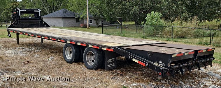 image for item NX9274 2017 Starlite 32TDGNLP equipment trailer 