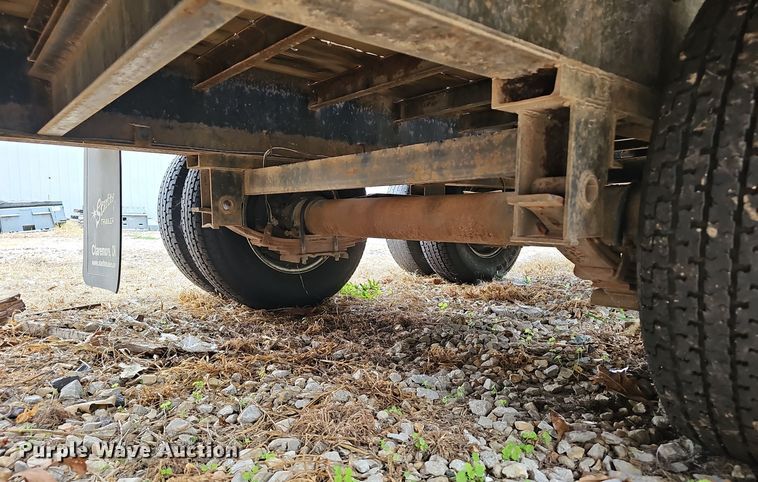 image for item NX9274 2017 Starlite 32TDGNLP equipment trailer 