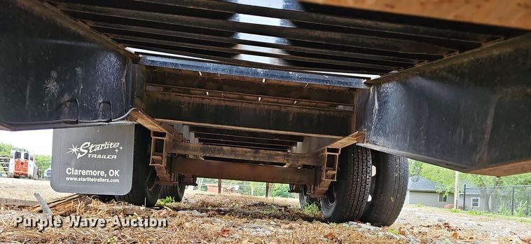 image for item NX9274 2017 Starlite 32TDGNLP equipment trailer 