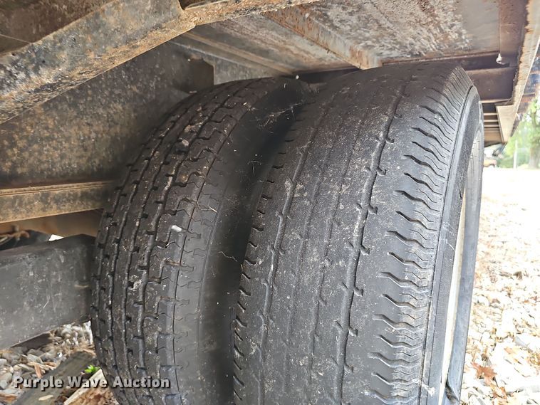 image for item NX9274 2017 Starlite 32TDGNLP equipment trailer 