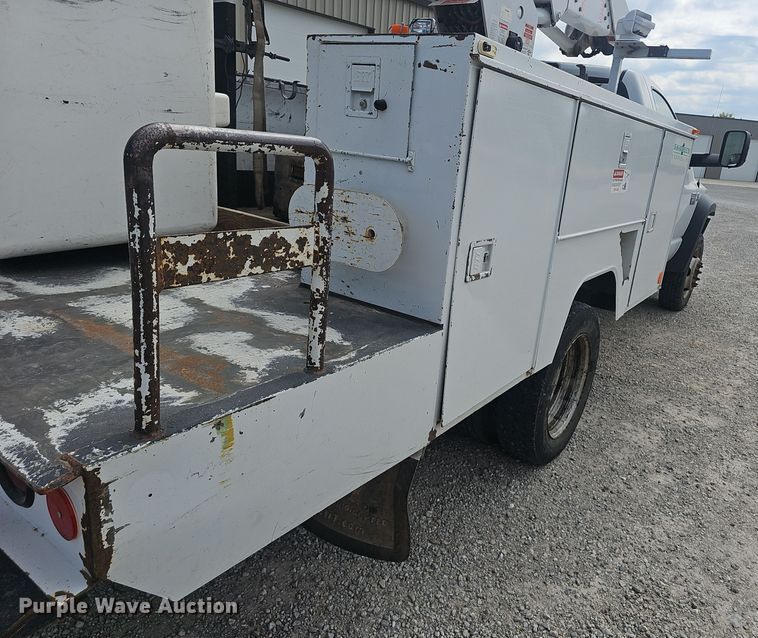 image for item NX9307 2009 Dodge Ram 5500HD bucket truck