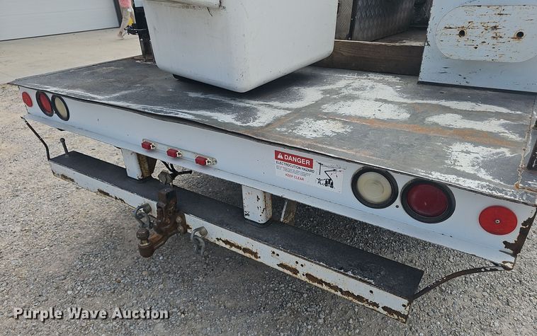 image for item NX9307 2009 Dodge Ram 5500HD bucket truck