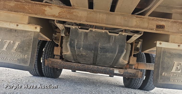 image for item NX9307 2009 Dodge Ram 5500HD bucket truck