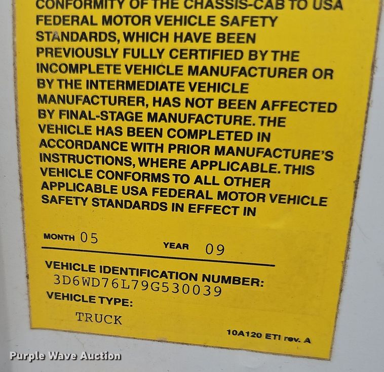 image for item NX9307 2009 Dodge Ram 5500HD bucket truck