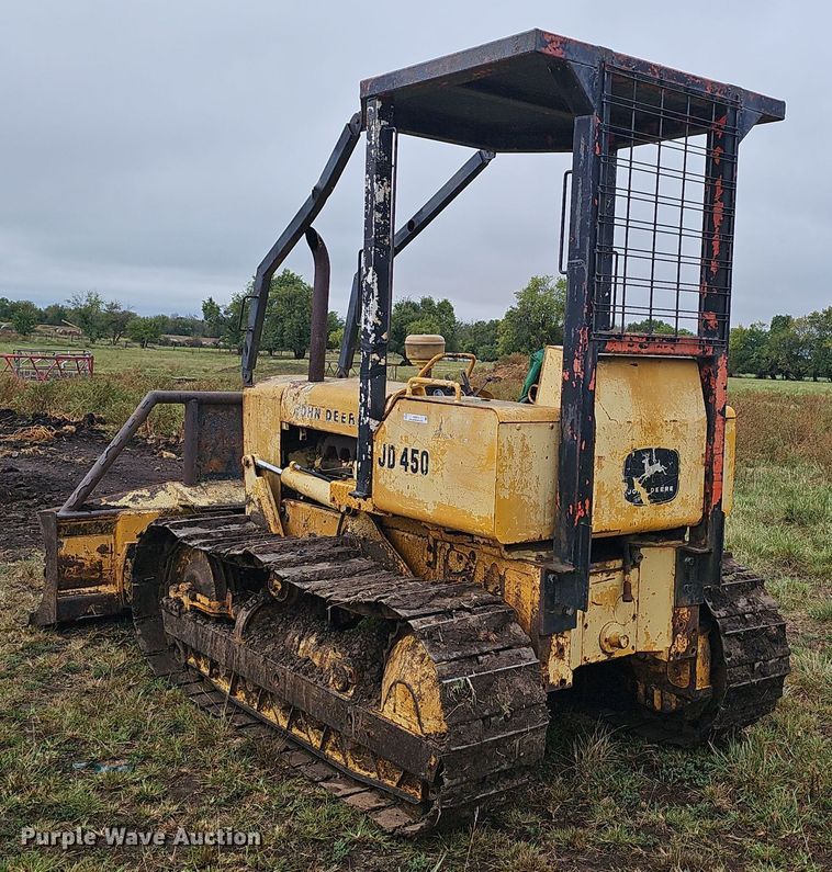 image for item NX9314 1970 John Deere  450 dozer