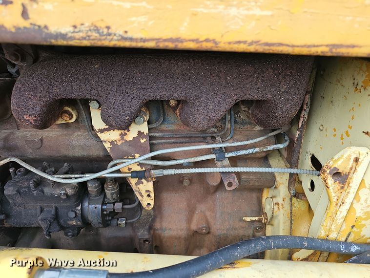 image for item NX9314 1970 John Deere  450 dozer